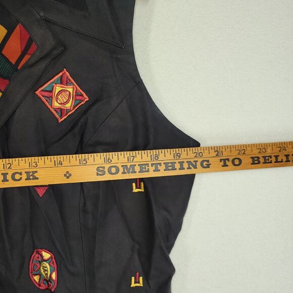 Vtg Gary Fabrikant Vest Womens Sz 14 100% Silk Black Aztec Art To Wear RN 76678 - Picture 6 of 13